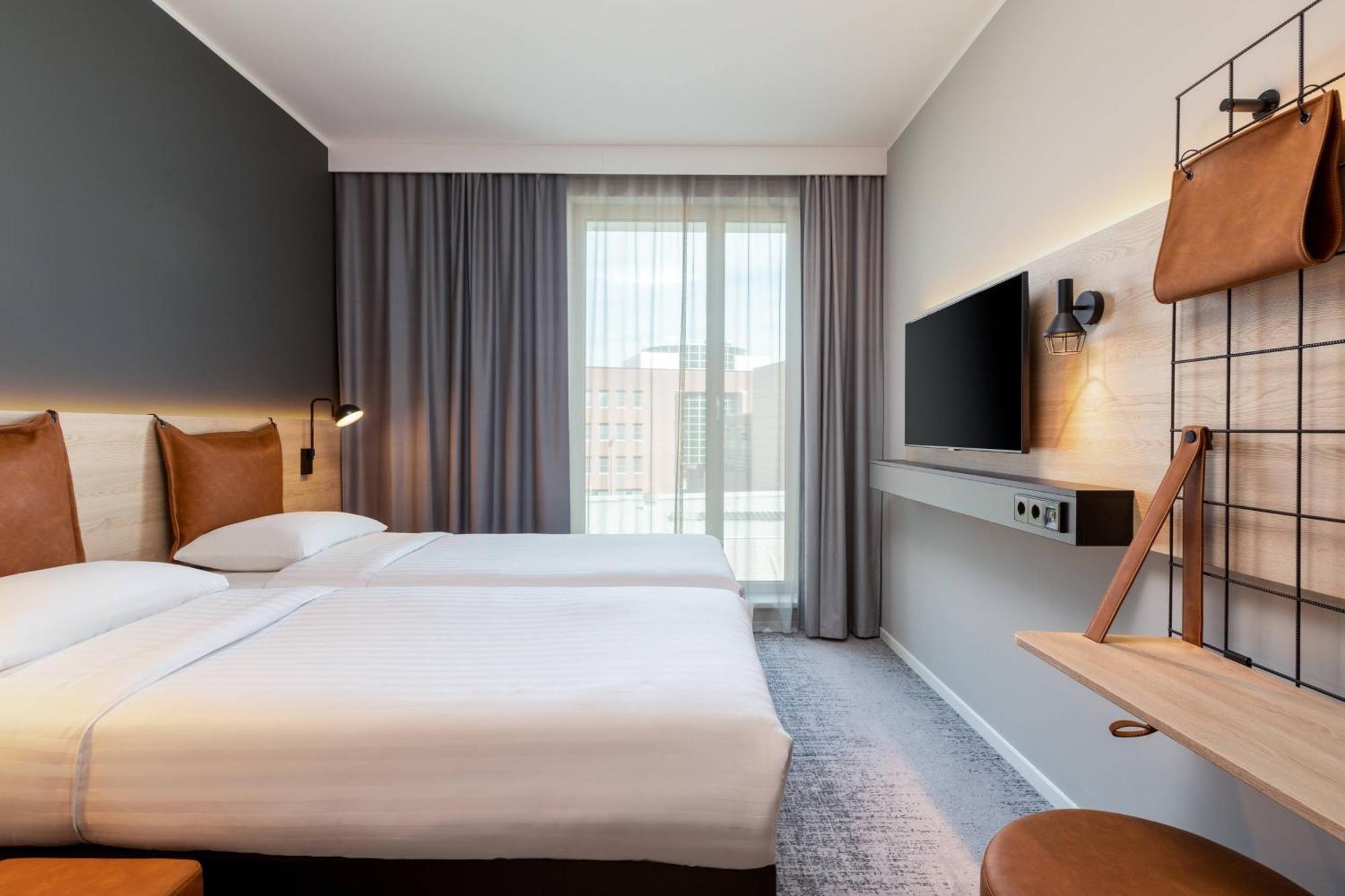 Moxy Utrecht Hotel Kültér fotó