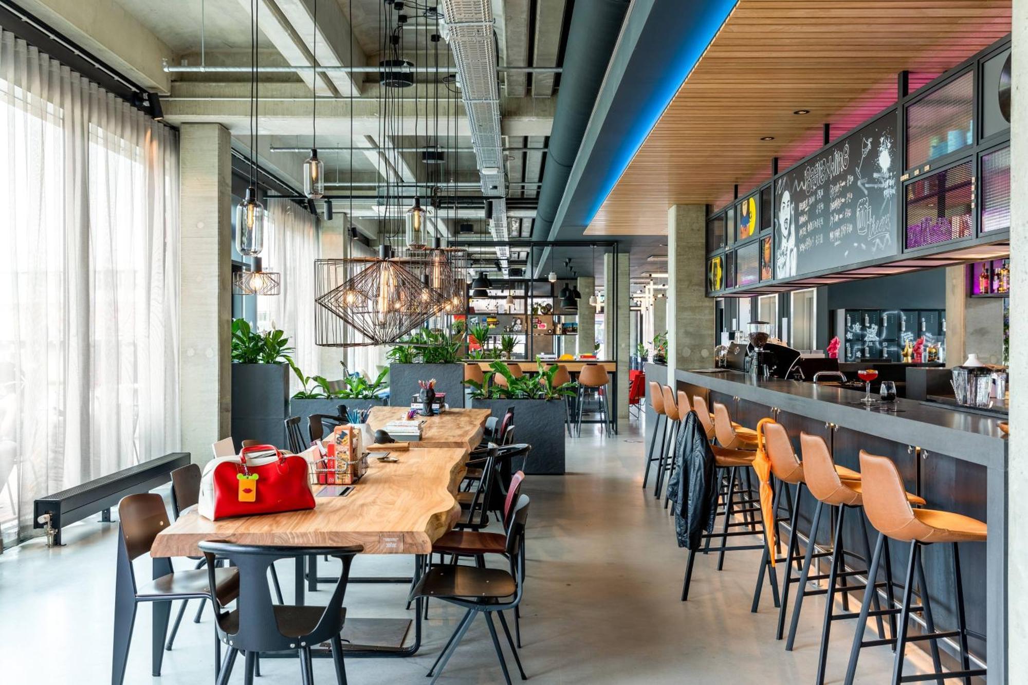 Moxy Utrecht Hotel Kültér fotó