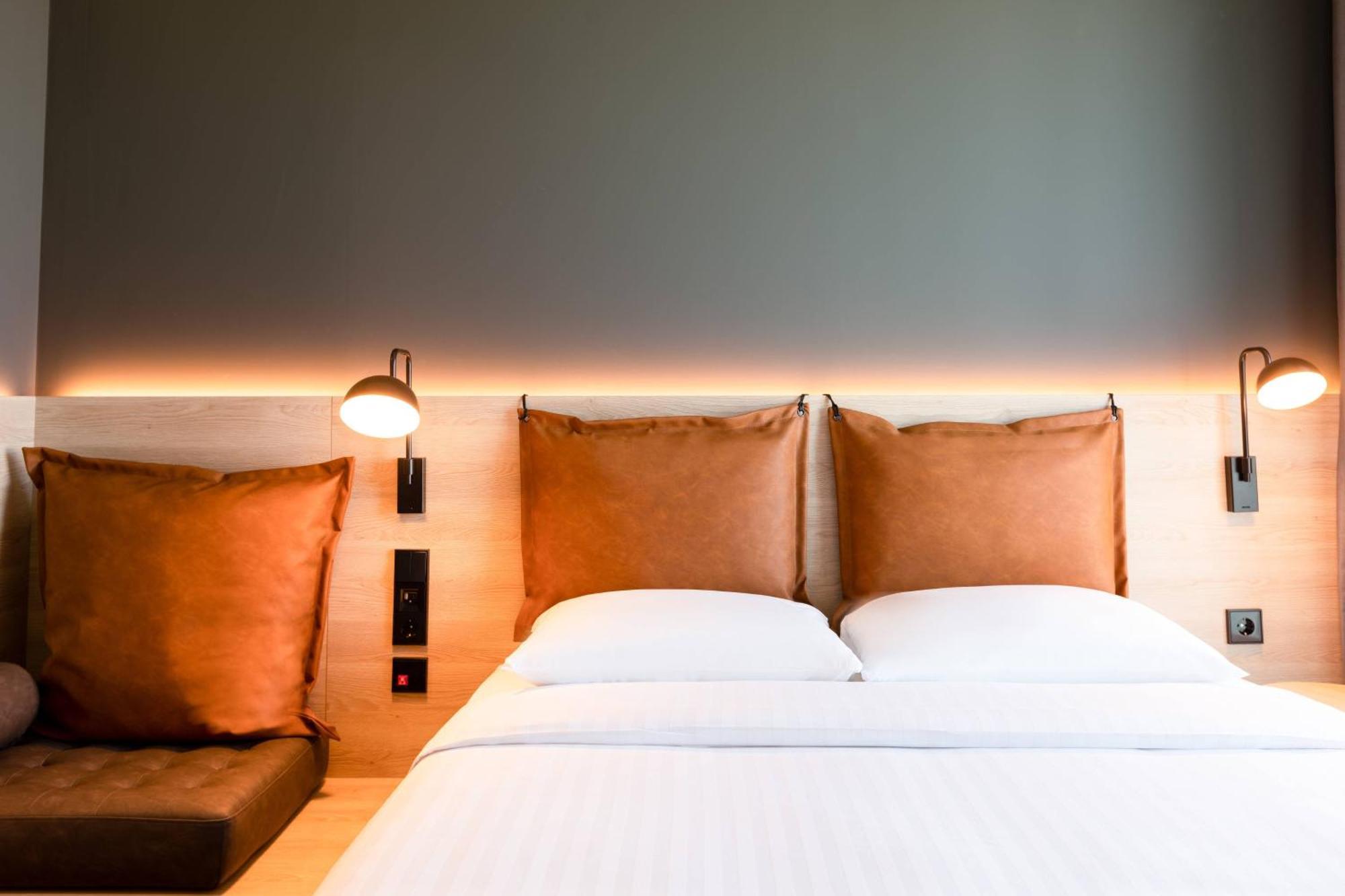 Moxy Utrecht Hotel Kültér fotó