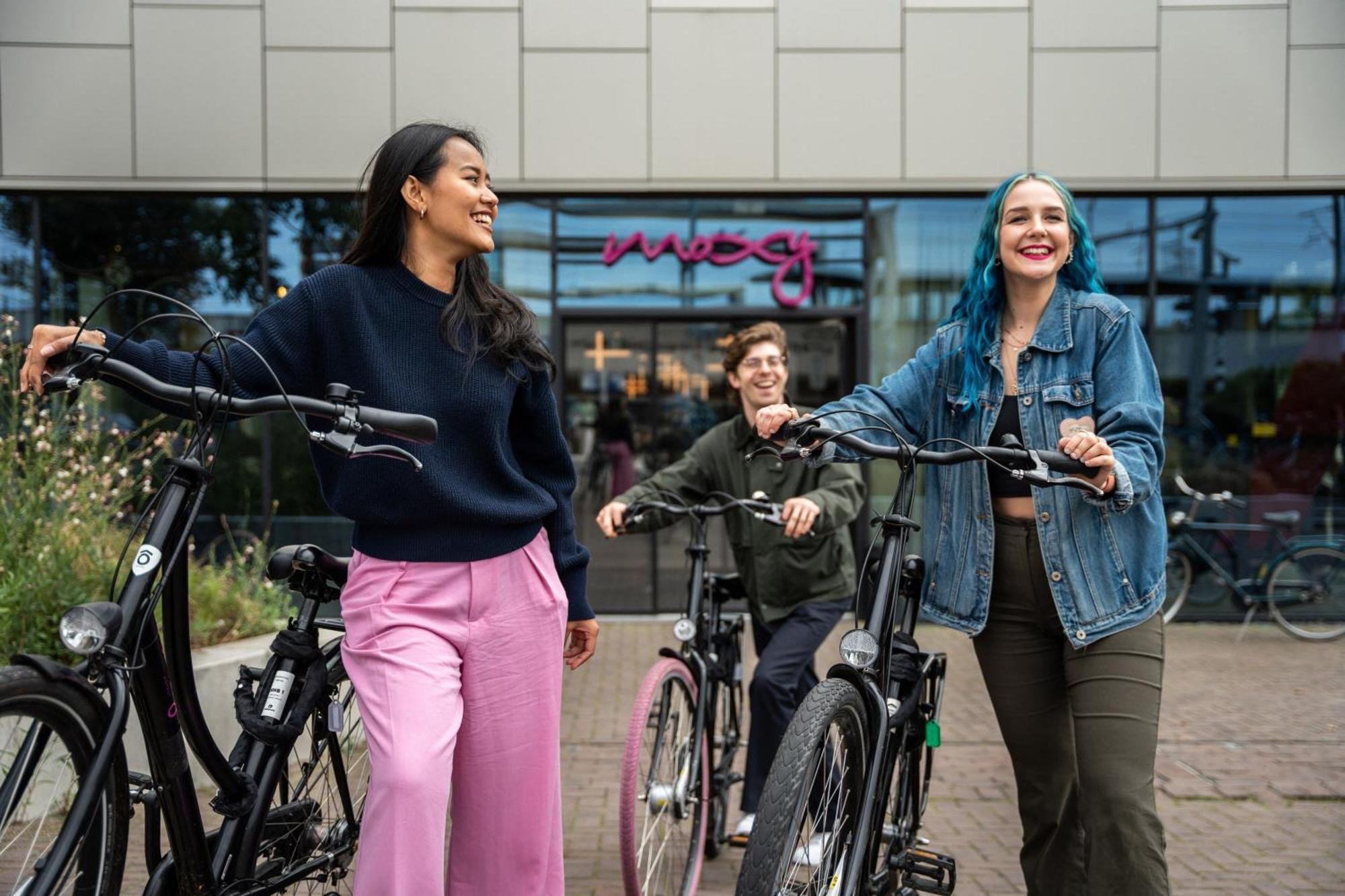 Moxy Utrecht Hotel Kültér fotó